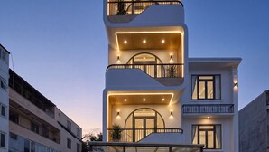 Mặt tiền nơi lưu trú