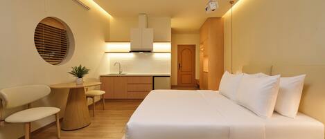 Standard Room, Balcony, City View