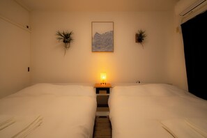 Free WiFi - Kobayashi Building 302 (Tokyo)