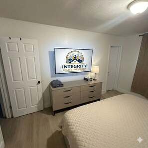 Room - Miami Escape 2BR/2BA  2025 SUV Rental Available (Miami)