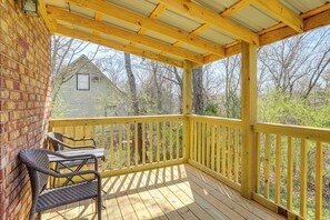 Property grounds - Walk to Ozark Folk Center SP! Mtn Adventure Base (Mountain View)