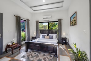 Deluxe Villa, Balcony, Garden View | Iron/ironing board, free WiFi - Alaya Stays Aravale Farm 4BHK Petfrndly (Sohna)