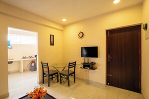 奢華公寓, 陽台, 湖景 | 住宿內部