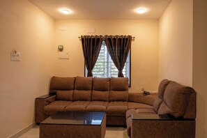 奢華公寓, 陽台, 湖景 | 起居區