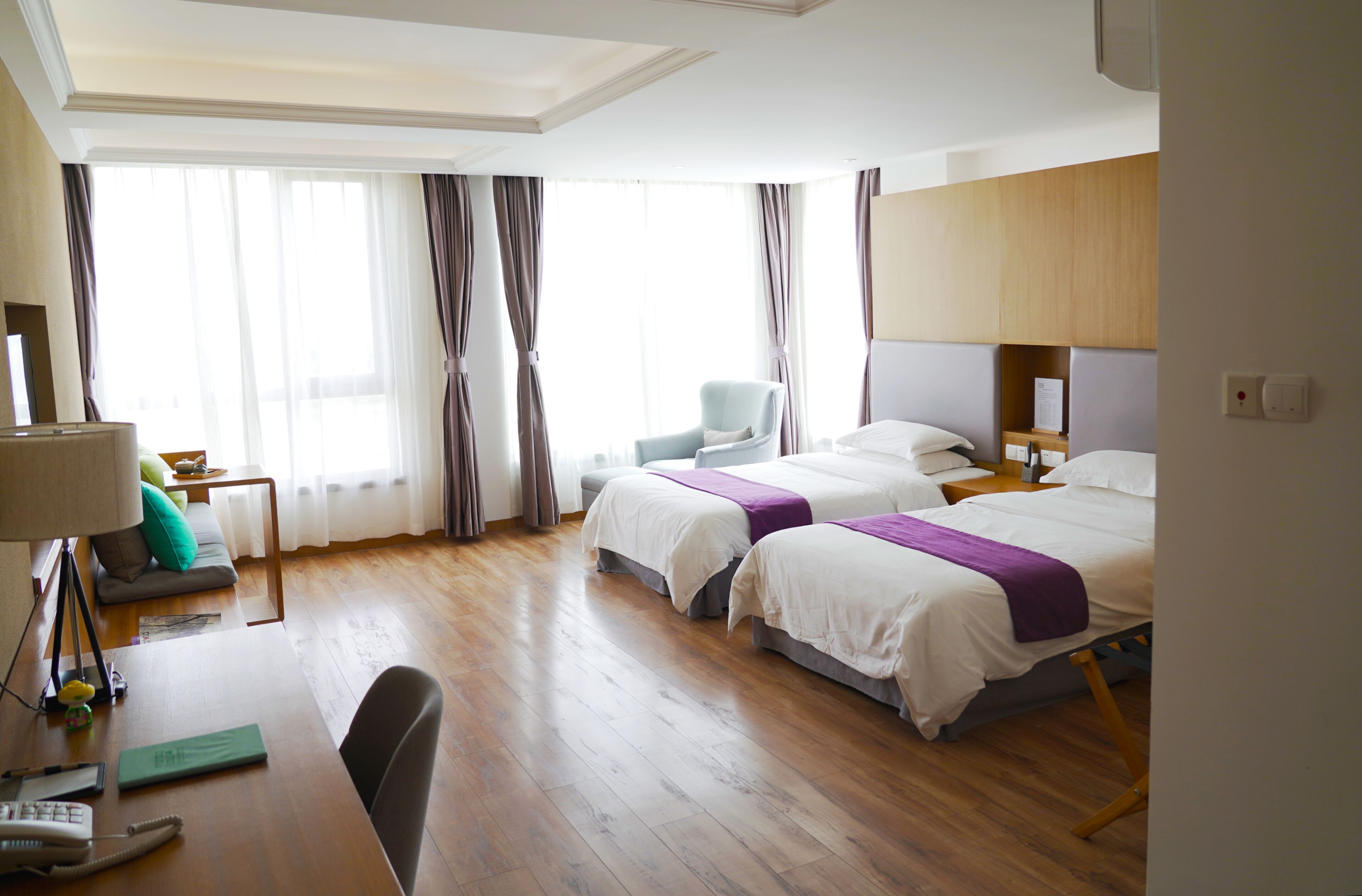 Habitación Confort con 2 camas individuales, vistas al lago