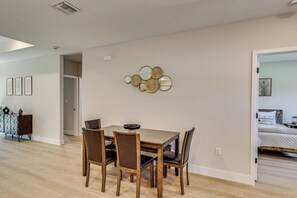 Dining - Tee Times & Race Thrills! Family Home in Sebring (Sebring)