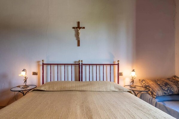4 bedrooms, individually furnished - Apartment in Laterina With Pool (Pergine Valdarno)