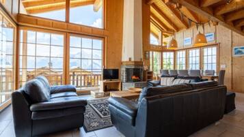 Chalet Comfort, 5 kamar tidur | Ruang keluarga