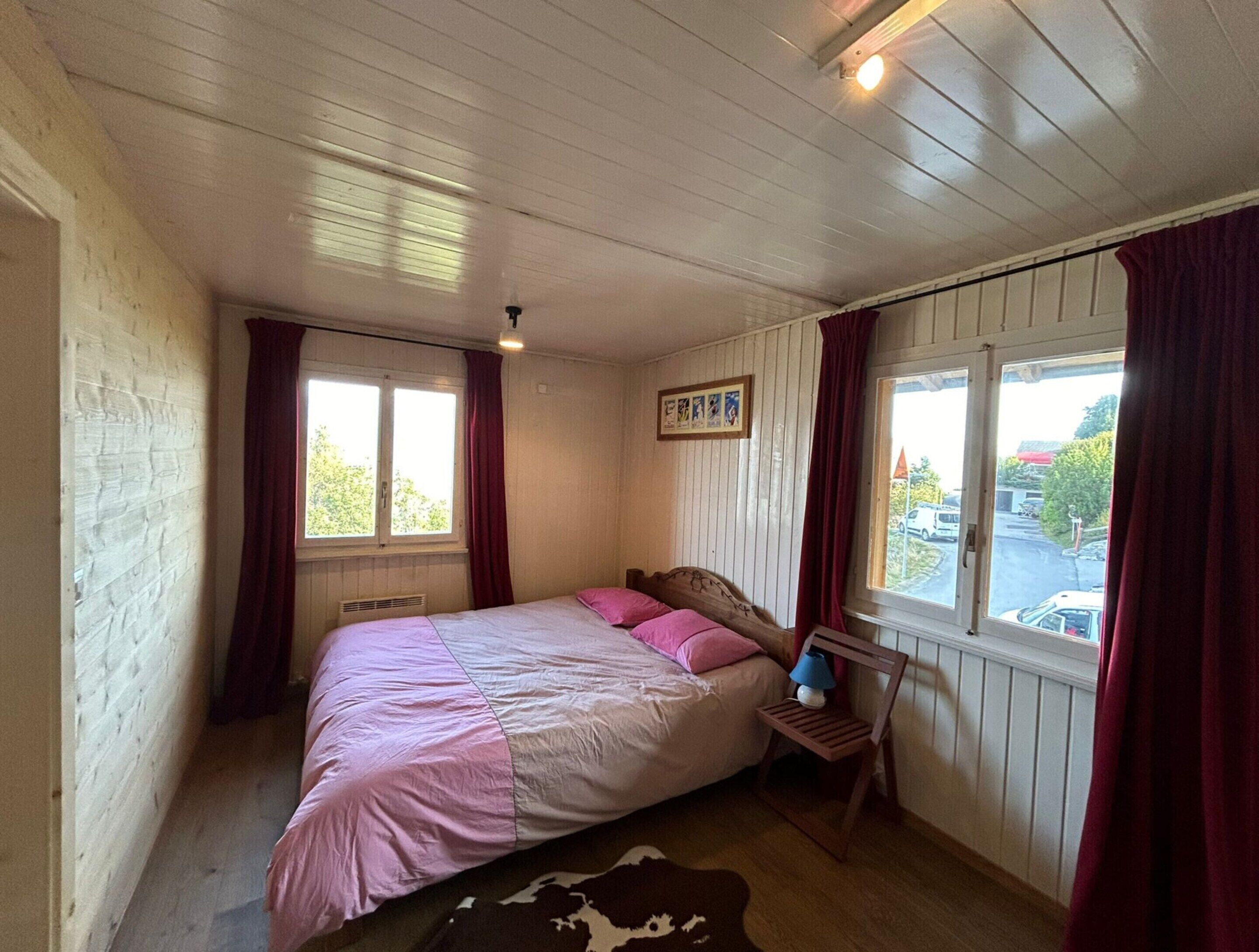 Classic Chalet, 4 Bedrooms | 9 bedrooms, iron/ironing board, bed sheets