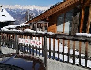 Classic Apartment, 4 Bedrooms | Exterior - Cozy Apartment With Mountain Views (Sion)