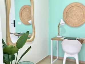 Interior - Caribbean Court Resort - Loft Apartment Bonaire - Free Airport Transfer and Pool (Kralendijk)