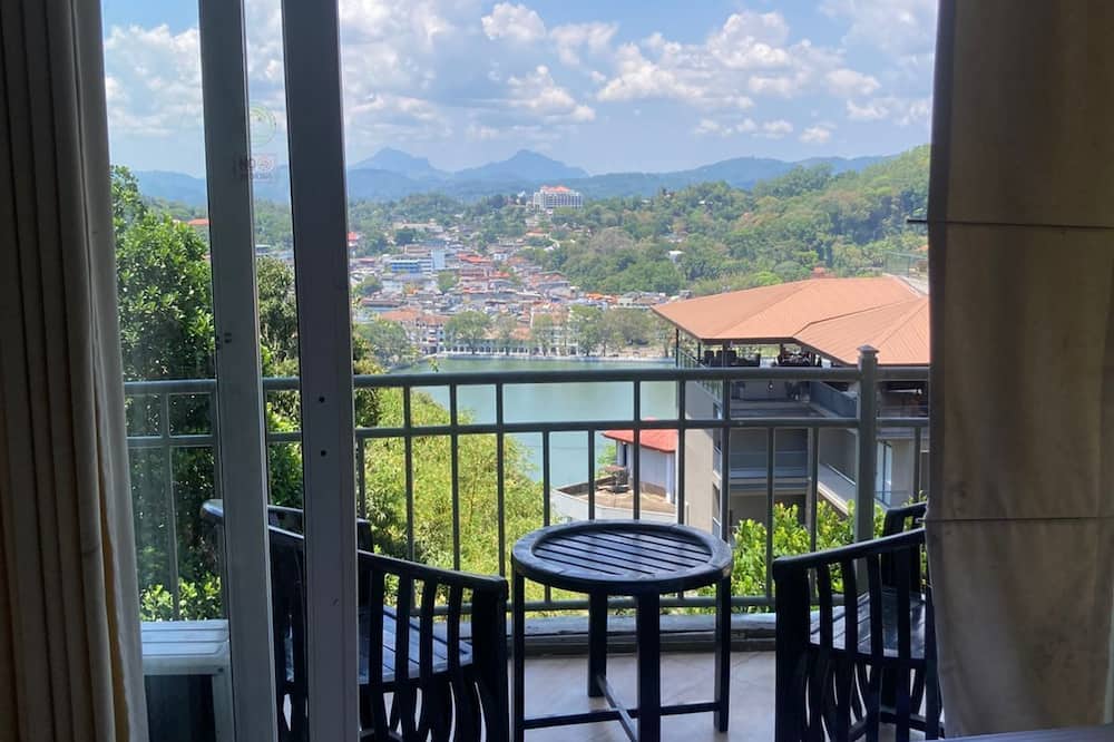 Hotel Sandriana Kandy