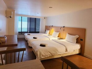 Comfort Triple Room, 3 Twin Beds - Baan Rak (Bangkok)