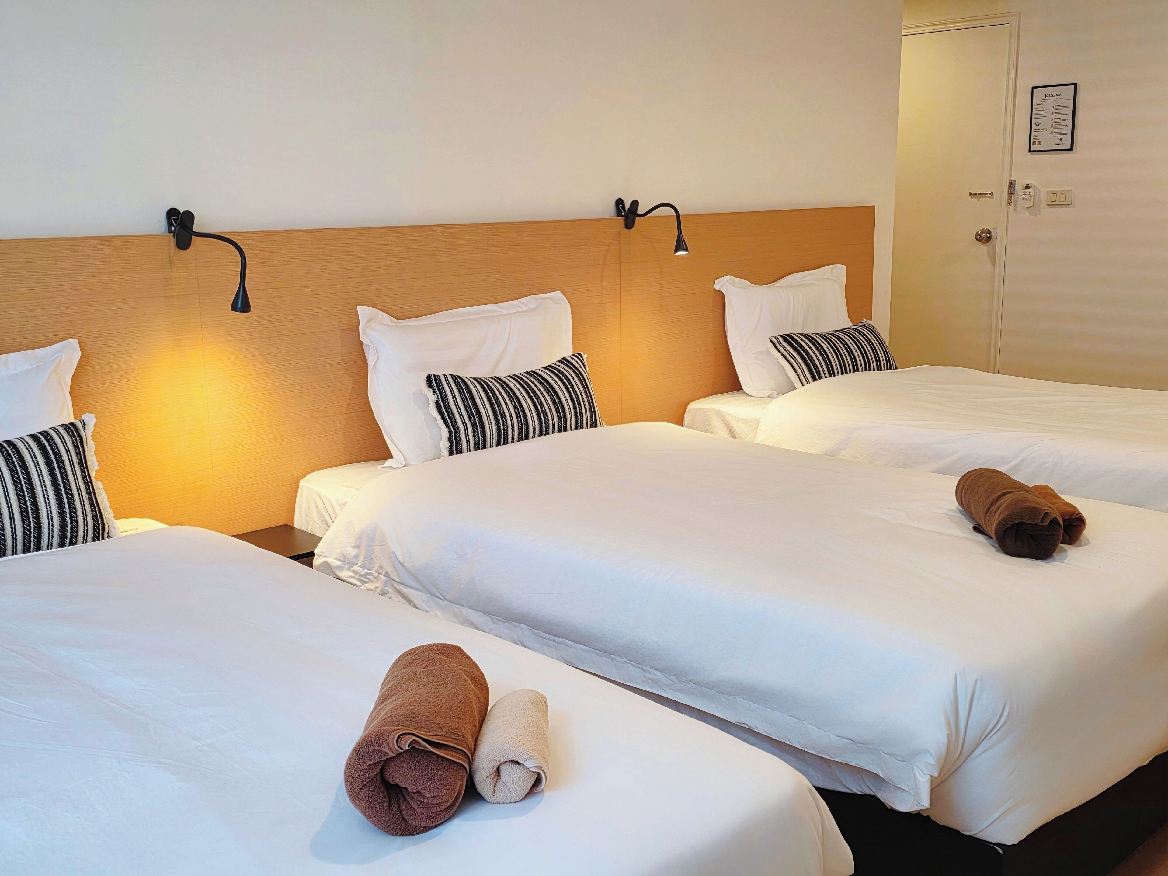 Comfort Triple Room, 3 Single Beds | Desk, laptop workspace, blackout curtains, free WiFi