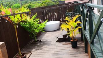 House | Terrace/patio