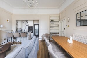 Dining - Elegant South Kensington Retreat (London)