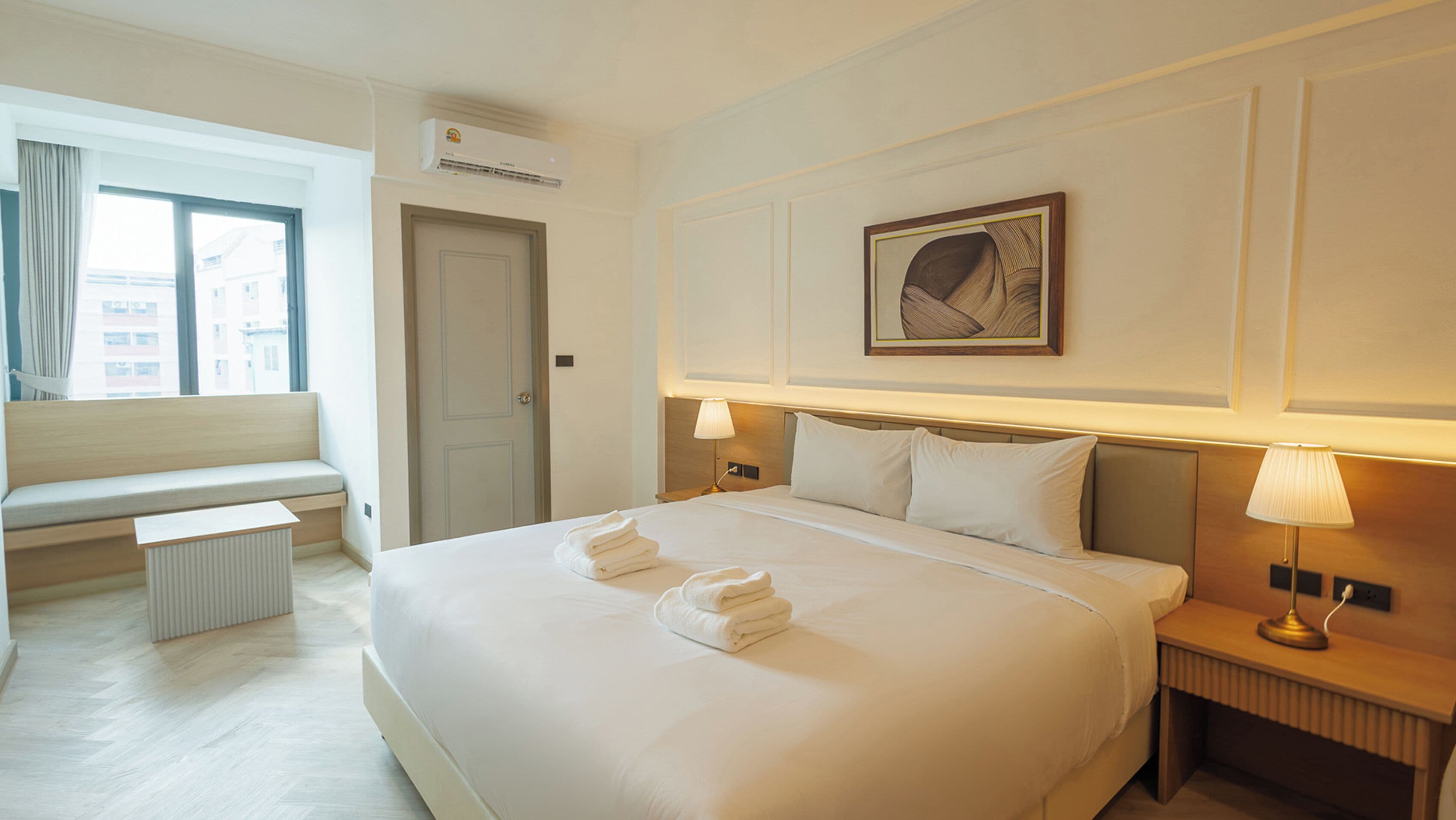 Superior Premier Room | Free WiFi, bed sheets