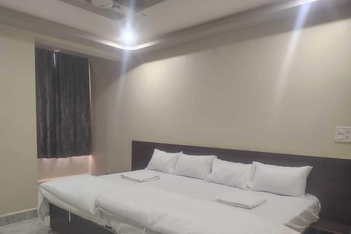 家庭房 | 免费 WiFi、床单