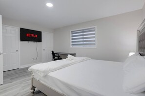 Internet - Big 1bed Suite with fast Internet, Office & Private Bath (Vaughan)