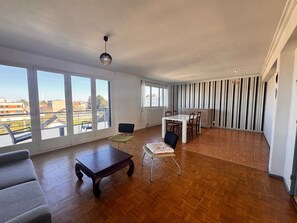 Living area - Gaston's house - Arras (Arras)