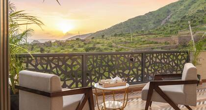 ELIVAAS Shreya Blossom 4 BHK With Pool