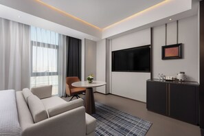 Basic-Doppelzimmer, Stadtblick | Wohnbereich