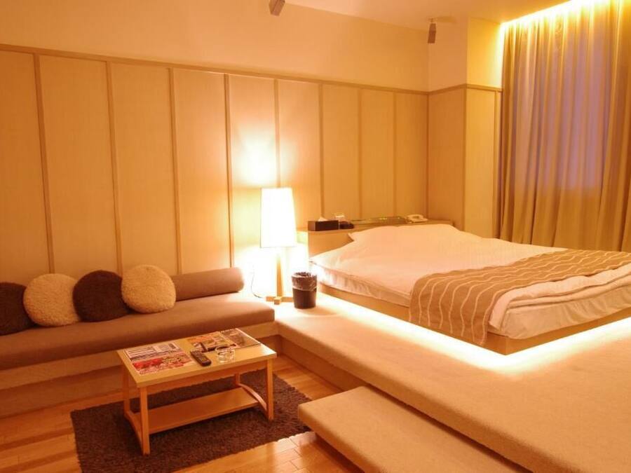 Superior Double Room, Smoking | Free WiFi