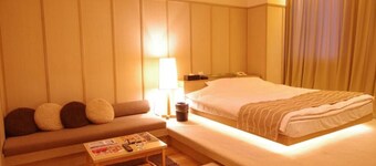 Blue Hotel OCTA - Adults Only 