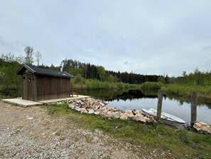 Terrace/patio - Cozy A-frame cottage surrounded by a magical panorama, incl sauna (Kallinge)