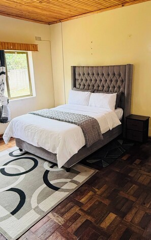 1 bedroom, iron/ironing board, Internet, bed sheets
