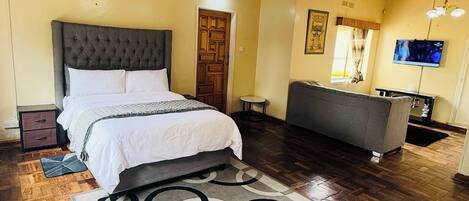 1 bedroom, iron/ironing board, Internet, bed sheets