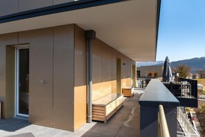 Terrace/patio - Penthouse: Terrace & 360° View - ImmoConciergerie (ANNECY)