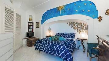 2 dormitorios, tabla de planchar con plancha, wifi y ropa de cama