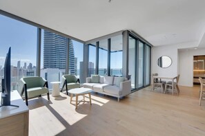 TV, offices - The Signature Broadbeach (Broadbeach)