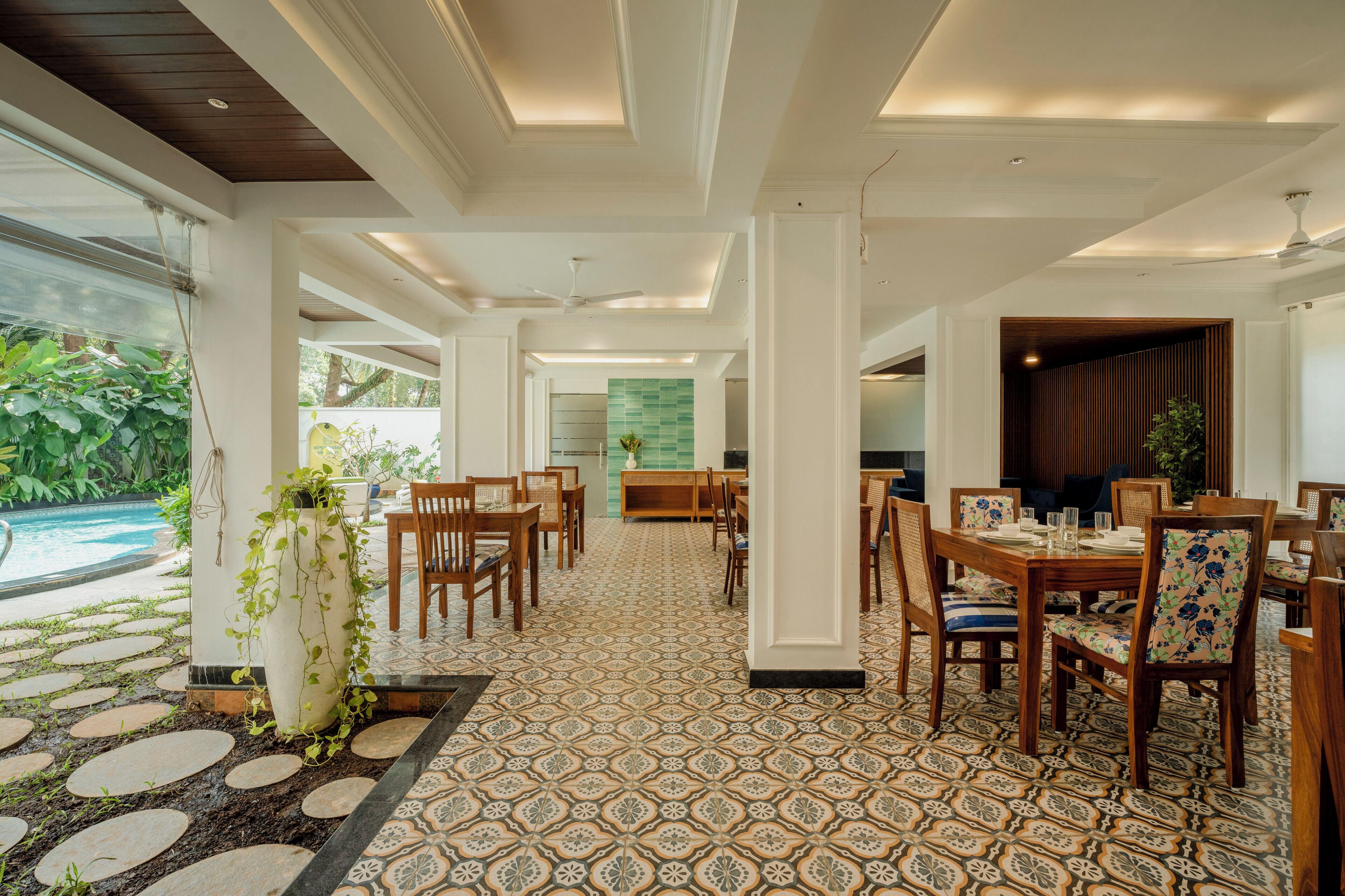 Apartamento, 2 quartos, cozinha americana, ao lado da praia | Opções para refeição