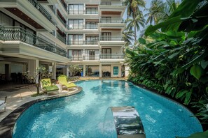 Apartment, 2 Bedrooms, Kitchenette, Beachside | Pool