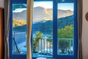 Deluxe Double Room | Interior