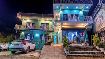 Deluxe Double Room | Exterior