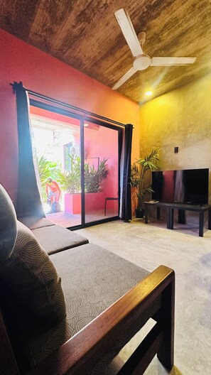 Smart TV - El Secreto lgbtq+ 1 bedroom apartment in La Punta with AC (Puerto Escondido)