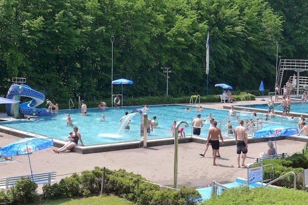Schwimmbad des Ferienhauses