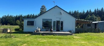 Mount Somers Escape, cosy cottage in the town with great mountain views