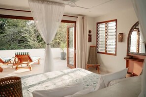 3 bedrooms, iron/ironing board, WiFi, bed sheets - Ibis House - Diani, Eden Escapes (Diani Beach)
