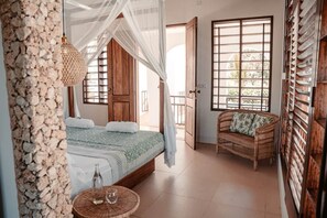 3 bedrooms, in-room safe, WiFi, bed sheets - House of Eden - Diani, Eden Escapes (Diani Beach)
