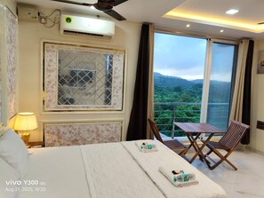 Room - Sitai Resort (Wargaon)