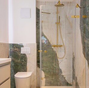 Shower, hair dryer - Vacation apartment Salz - near the large Kniepsand in Wittdün on Amrum (Wittdün auf Amrum)