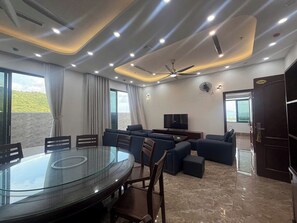 Presidential Suite, Balcony, Sea View | Minibar, blackout curtains, iron/ironing board, free WiFi - Adam Hotel and Apartment Nha Trang (Nha Trang)