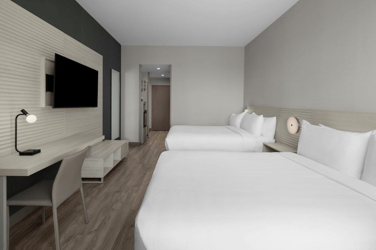 Room, 2 Queen Beds | Free WiFi