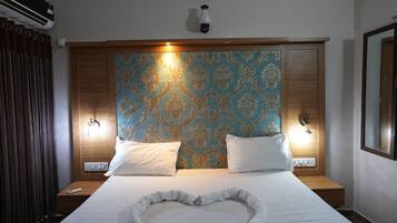 2 BHK Villa | Free WiFi