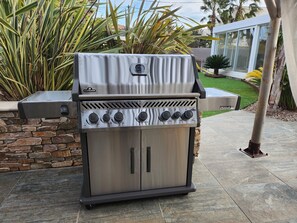 Terrace/patio - Villa "Anja" with Private Pool, Wi-Fi, and Air Conditioning (Agde)