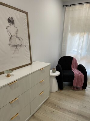 Interior - BRAND NEW Hollywood condo, near Runyon Canyon. Free parking (Los Angeles)